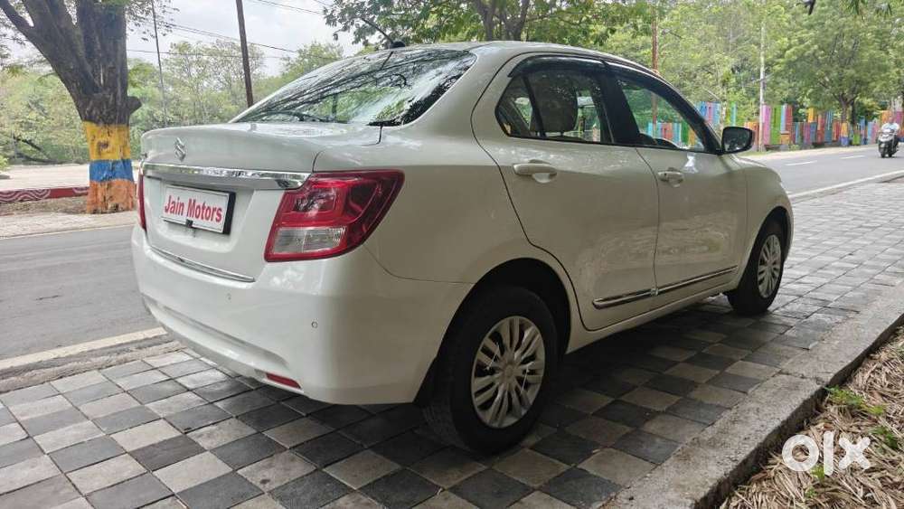 Maruti Suzuki Dzire 1.2 Vxi Cng, 2024, Cng & Hybrids