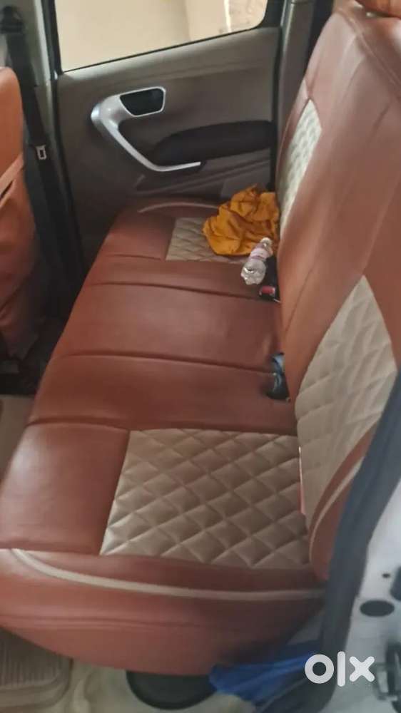 Mahindra Tuv 300 2017