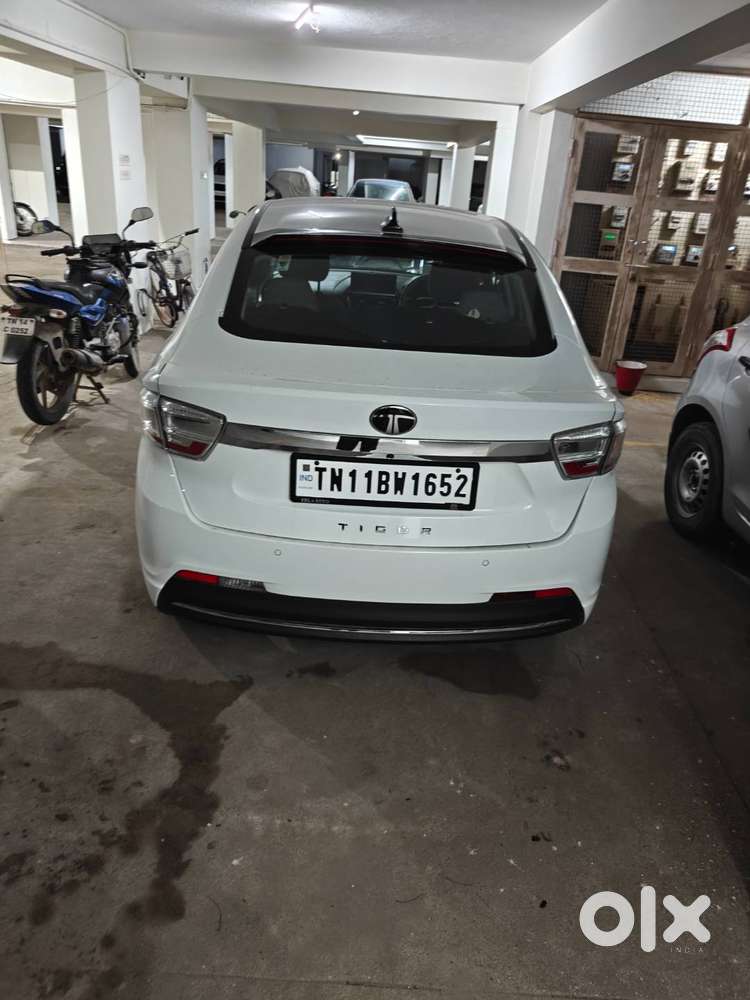 Tata Tigor Xza Amt 2025 – Excellent Condition
