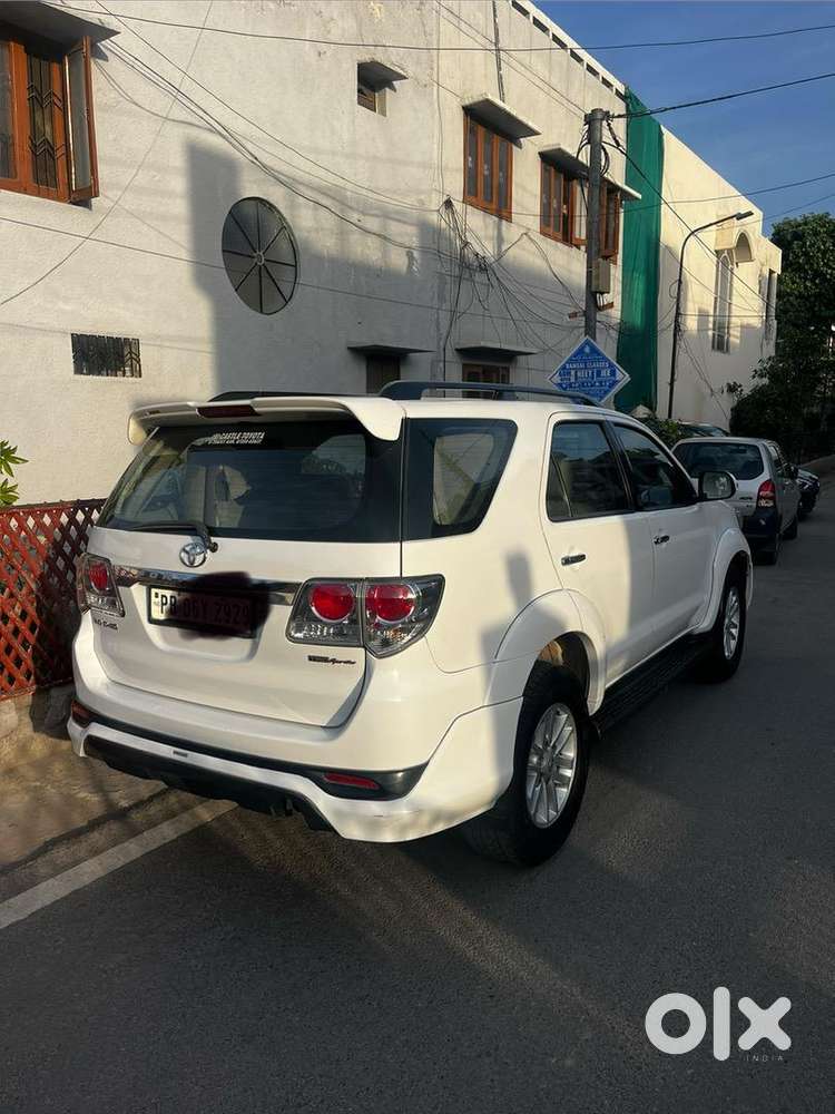 Toyota Fortuner 2013 Diesel Well Maintained