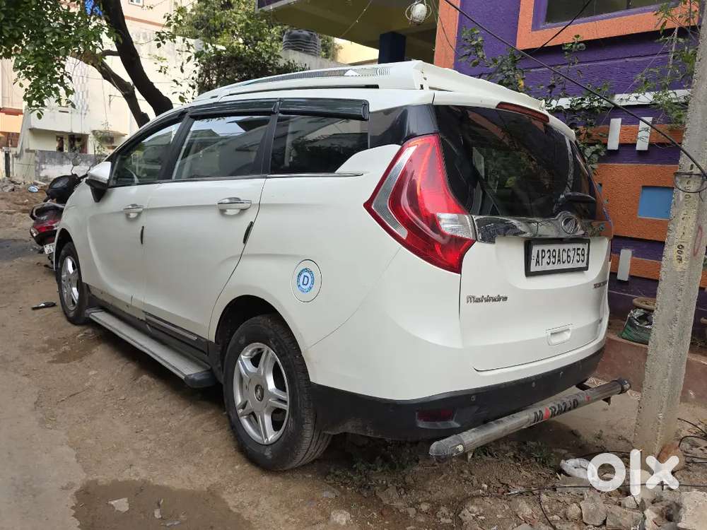 Mahindra Marazzo 2019 Diesel 97000 Km Driven