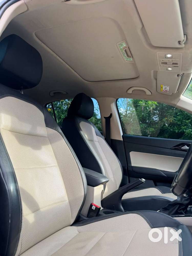 Skoda Slavia Style 1.0l Tsi At, 2022, Petrol