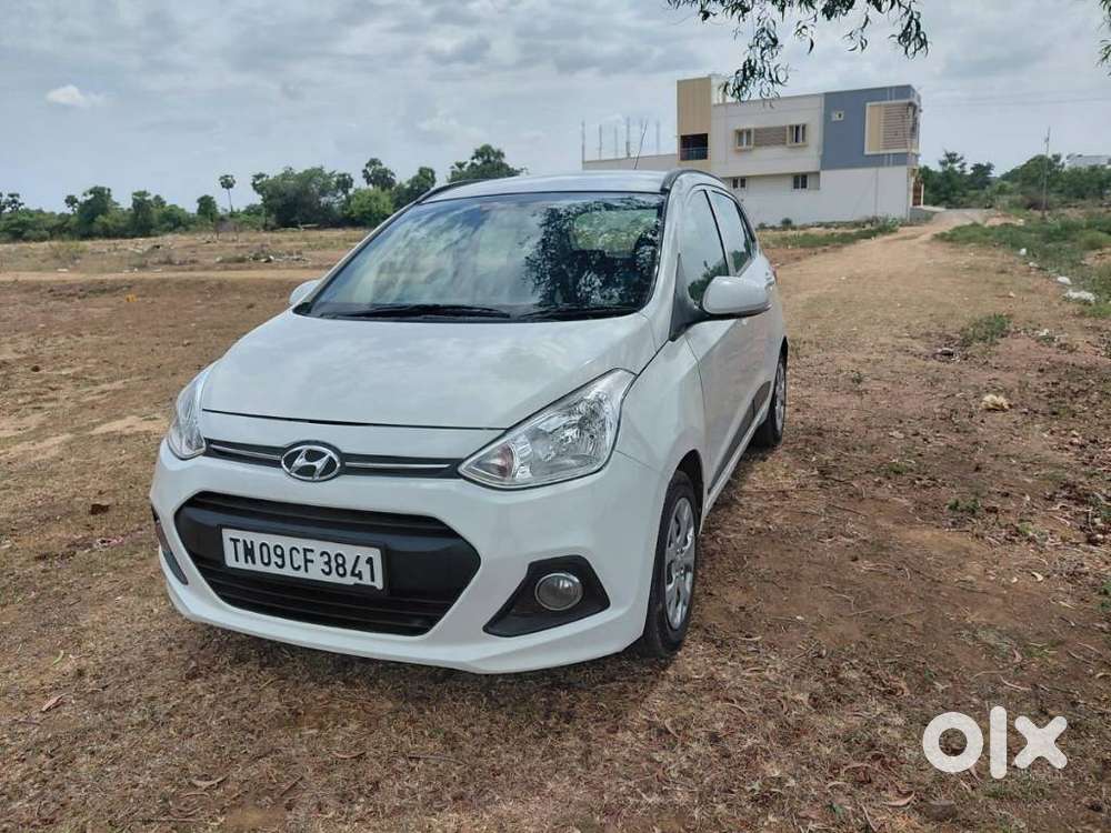 Hyundai Grand I10 Sportz, 2016, Petrol
