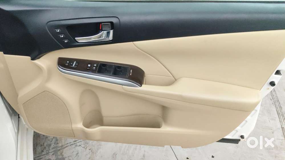 Toyota Camry Hybrid, 2016, Petrol
