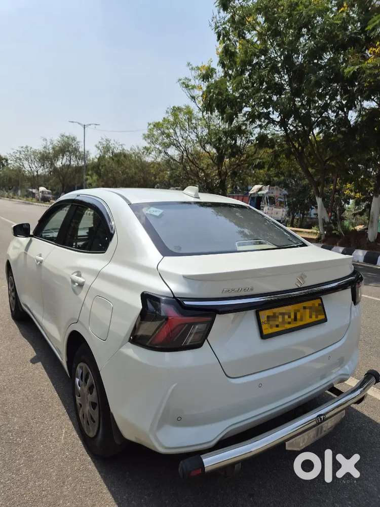 Maruti Suzuki Dzire 2025 Cng & Petrol 22500 Km Driven