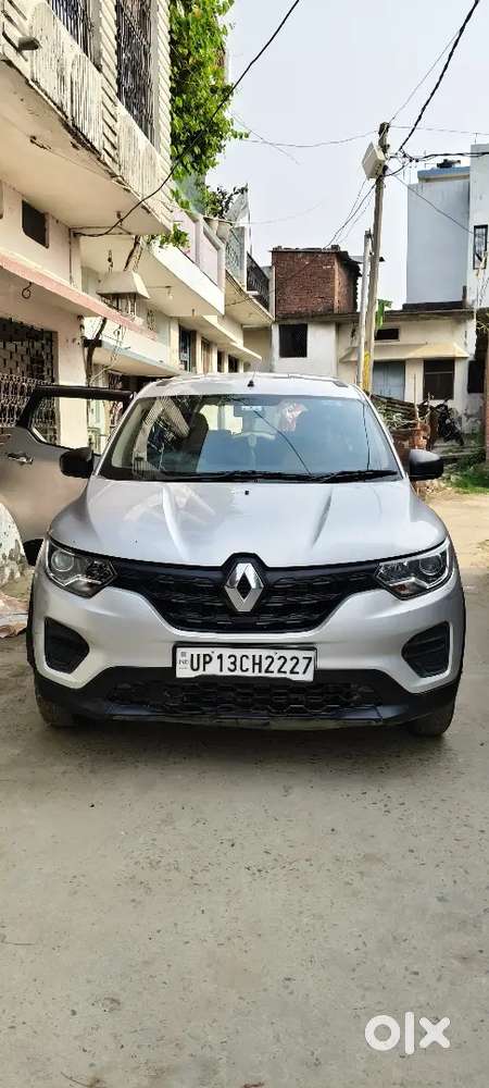 7 Seater Car Loan Provide 75% Renault Triber 1.0 Rxt 2024