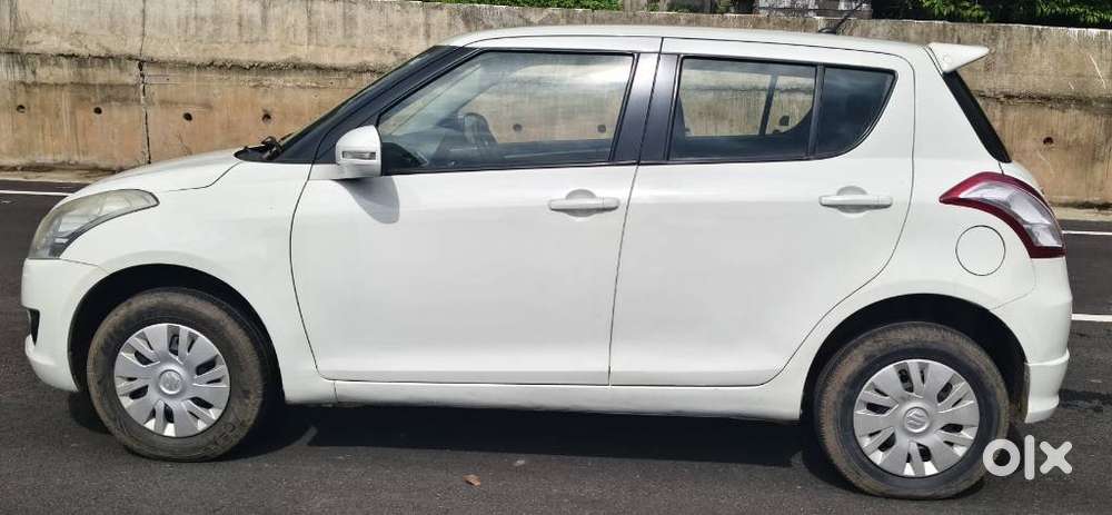 Maruti Suzuki Swift Vxi, 2013, Petrol