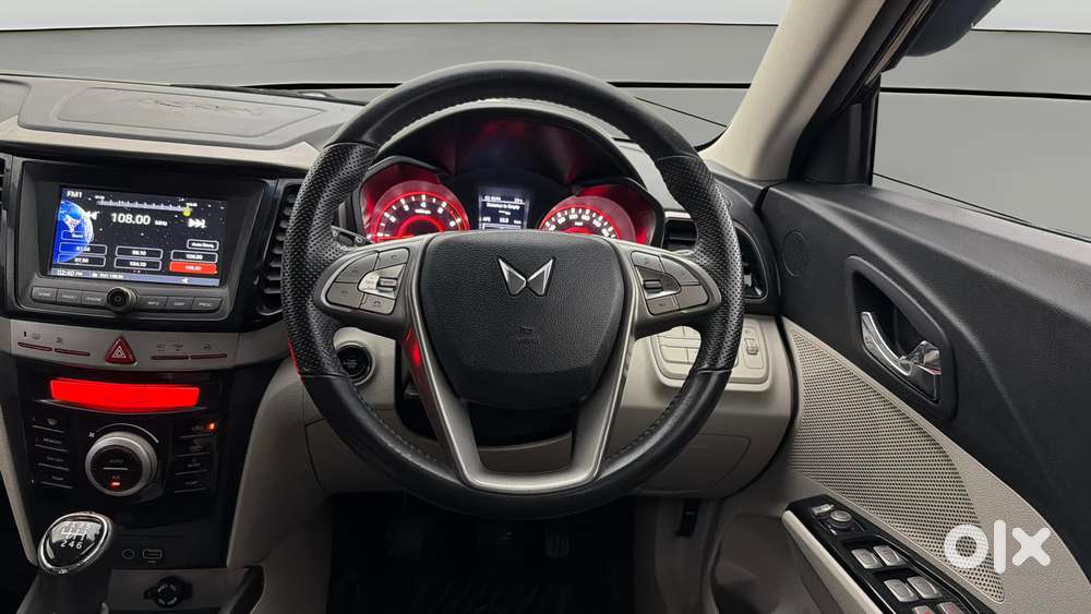 Mahindra Xuv300 W8 Option, 2023, Petrol