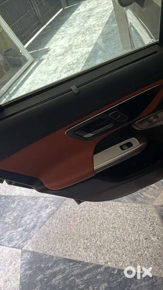 Mercedes-benz Glc 2024 Petrol Well Maintained