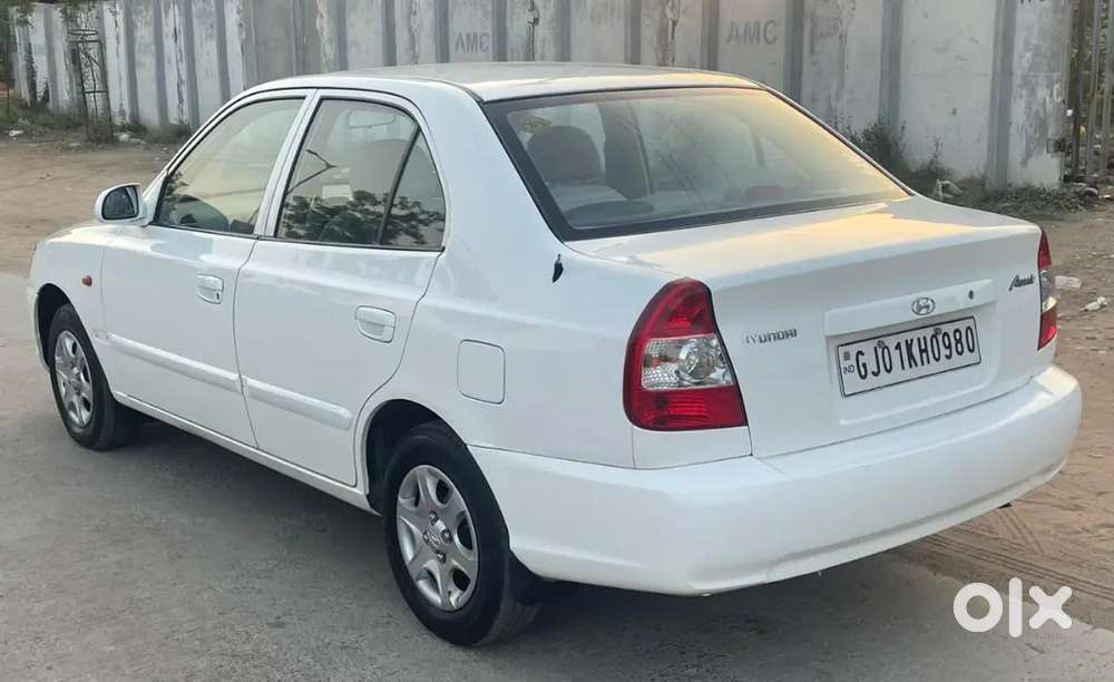 Hyundai Accent 2011 Petrol+ Cng 93000 Km Driven