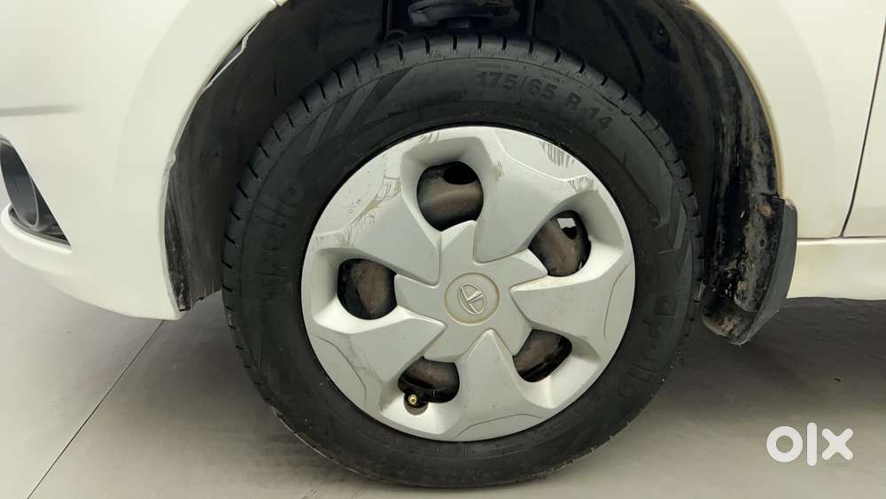 Tata Tiago 1.2 Revotron Xt, 2019, Petrol