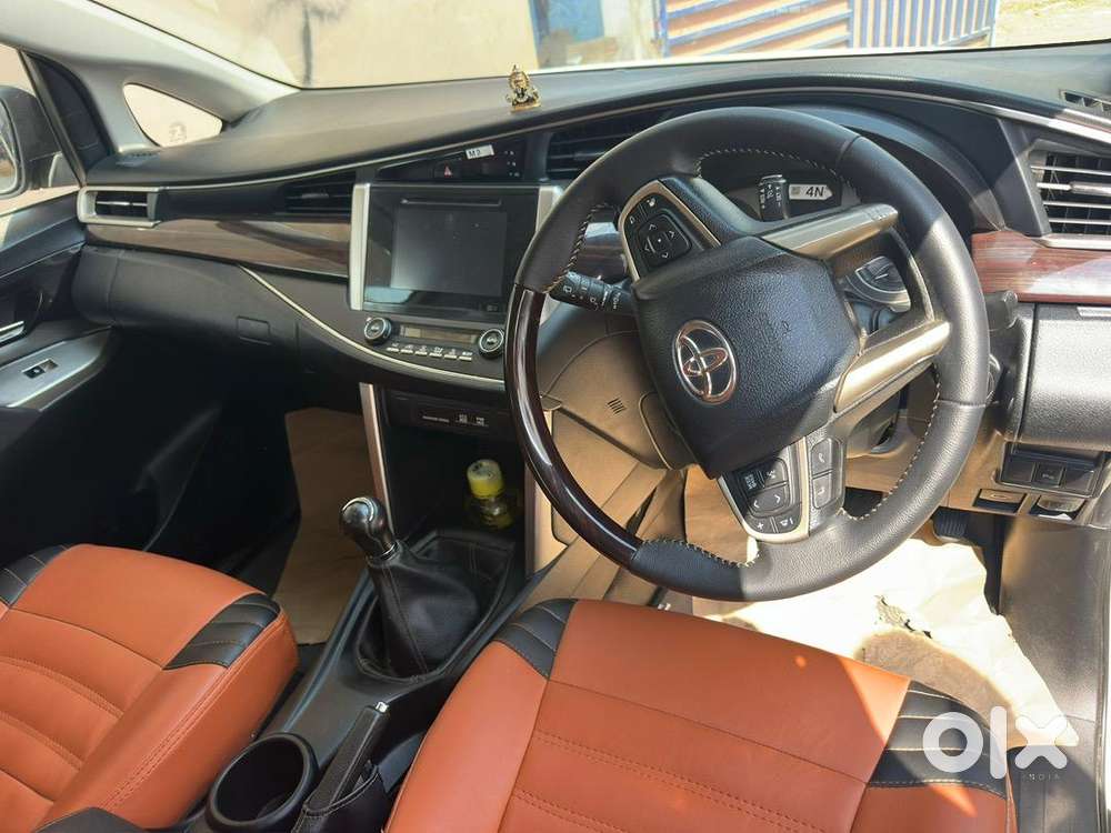 Toyota Innova Crysta 2018