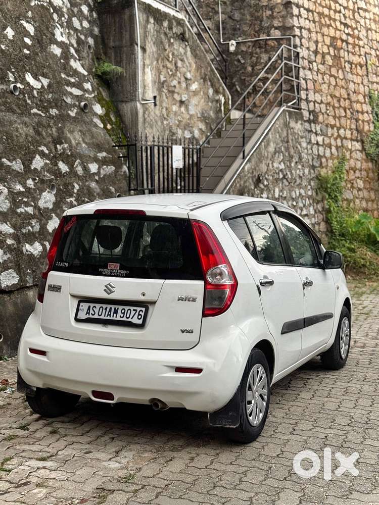 Maruti Suzuki Ritz Vxi, 2010, Petrol