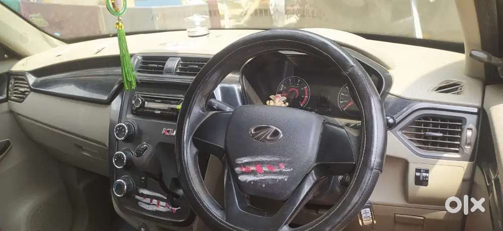 Mahindra Kuv 100 2017 Diesel 111900 Km Driven