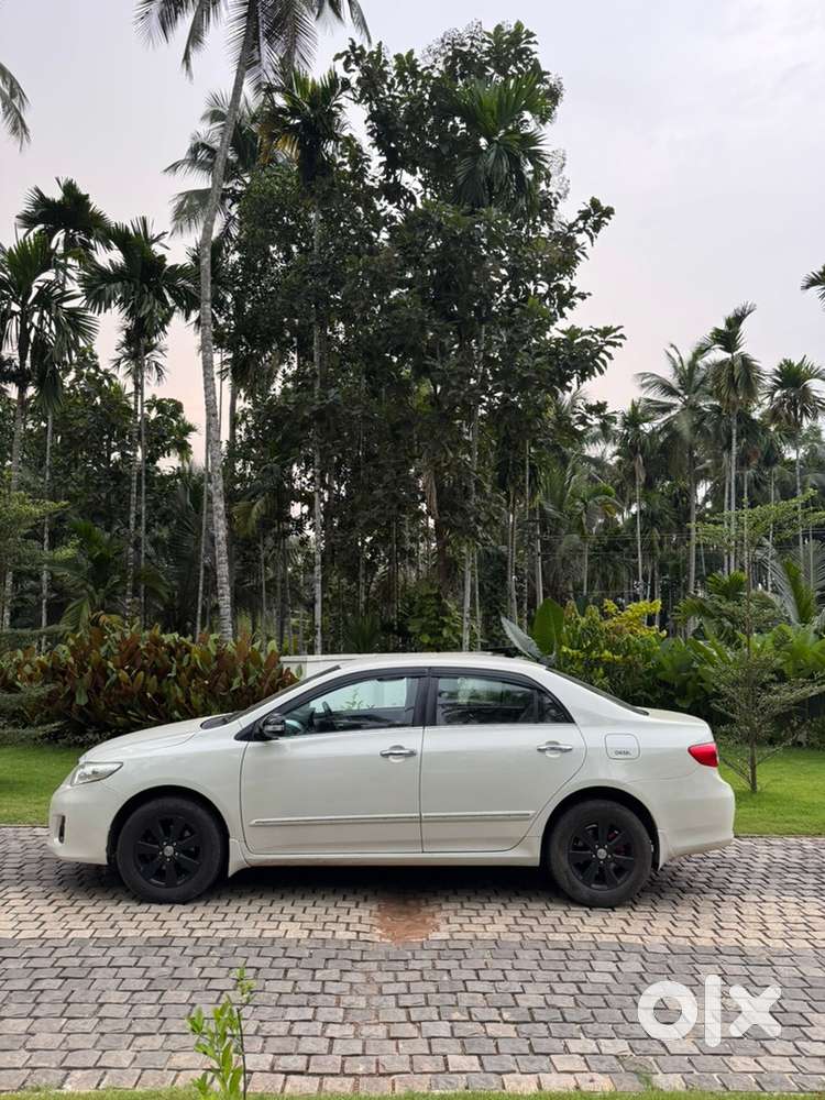 Toyota Altis