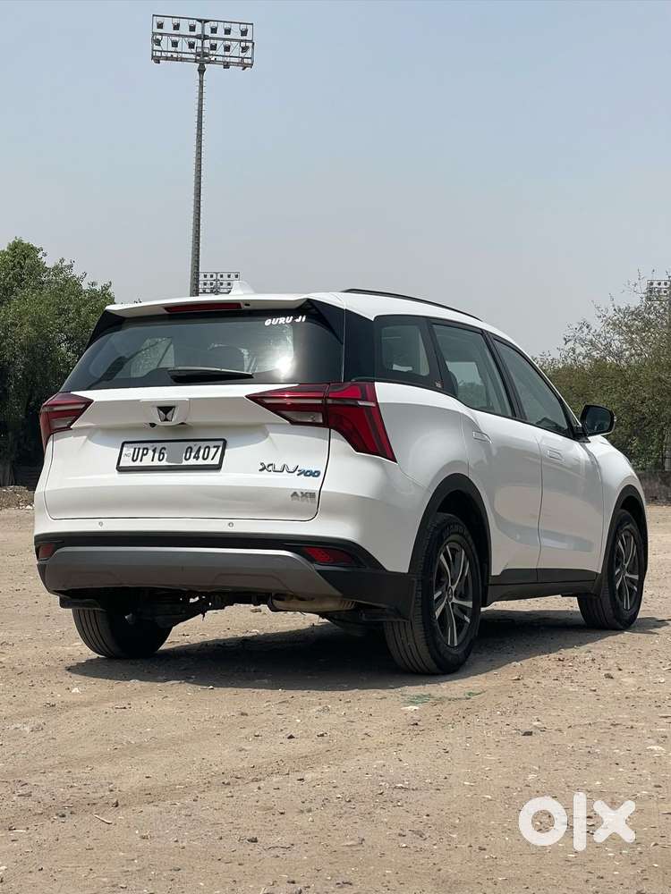 Mahindra Xuv700 2.0 Ax 5 Petrol Mt 7 Str, 2023, Petrol