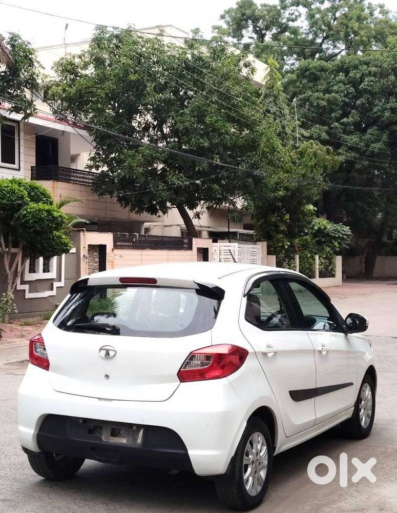 Tata Tiago 1.05 Revotorq Xz, 2017, Petrol