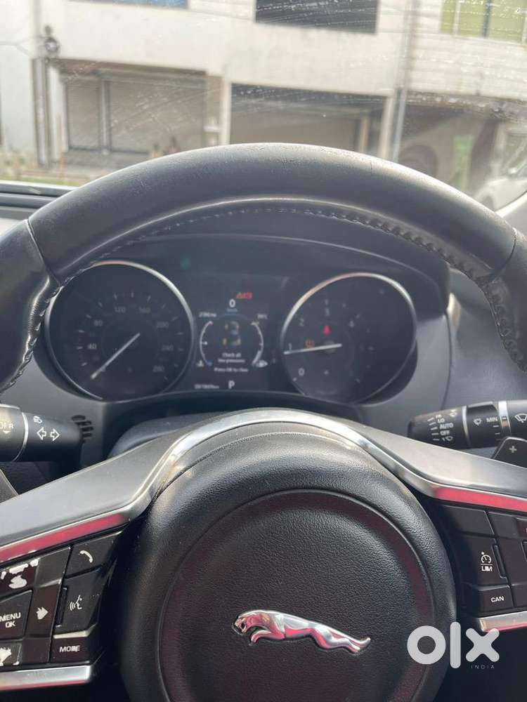 Jaguar Xe 2018 Diesel Well Maintained