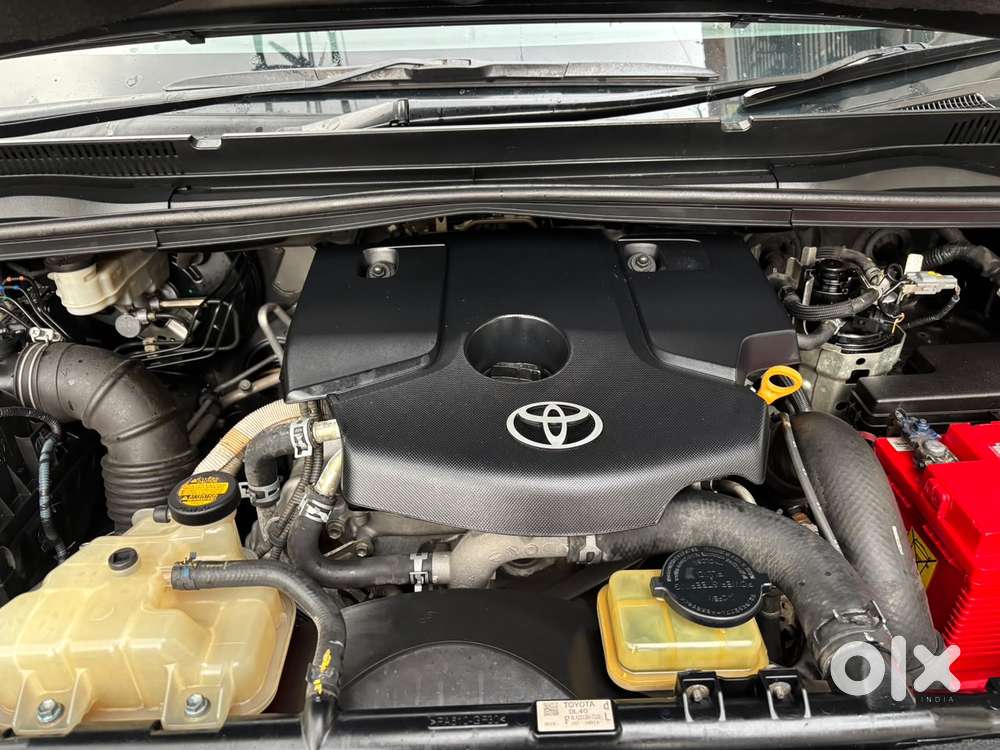 Toyota Innova Crysta 2.8z Automatic, 2016, Diesel