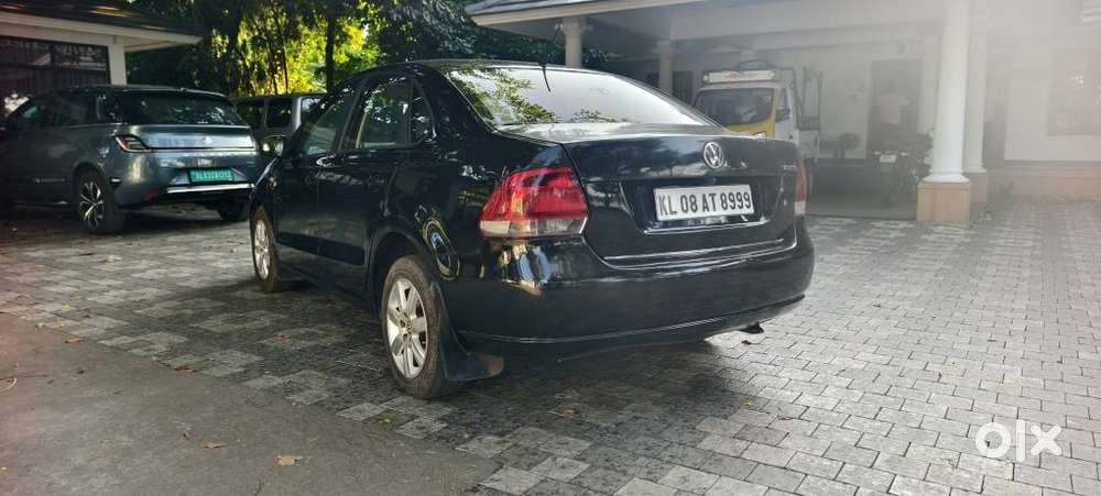 Volkswagen Vento Celeste 1.6 Highline, 2011, Petrol