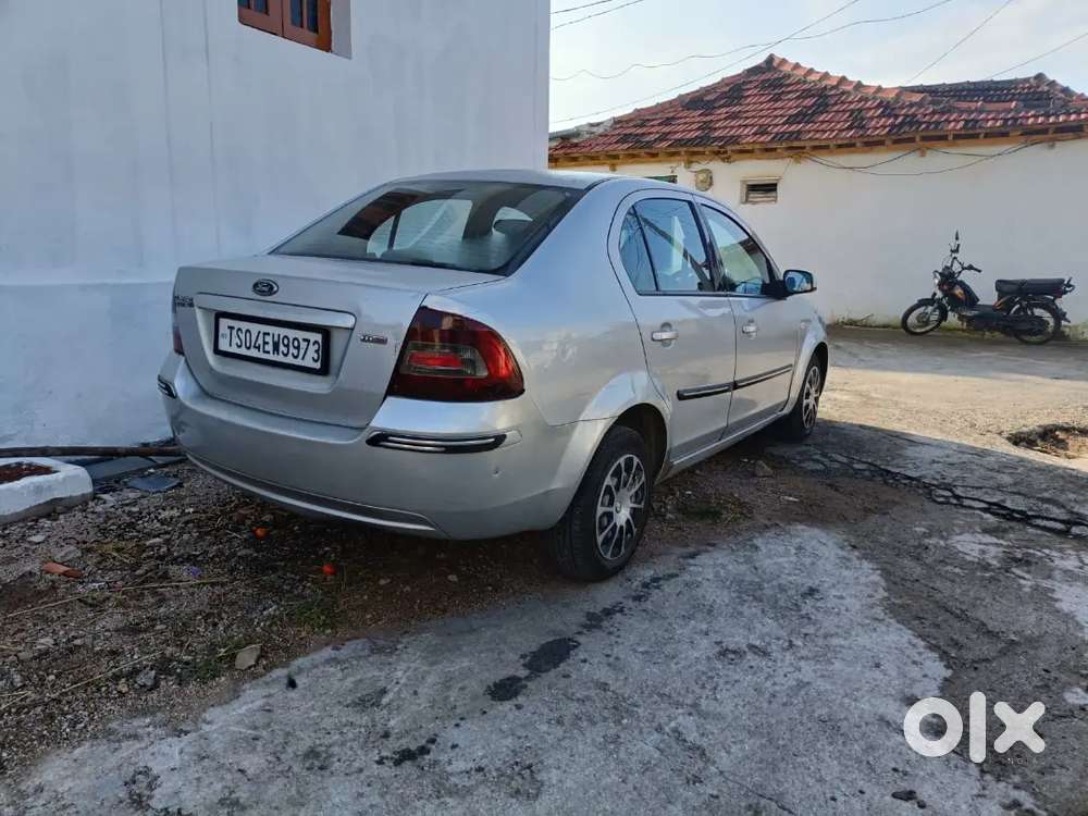 Good Condition Child Ac Good Condition 20+mileage