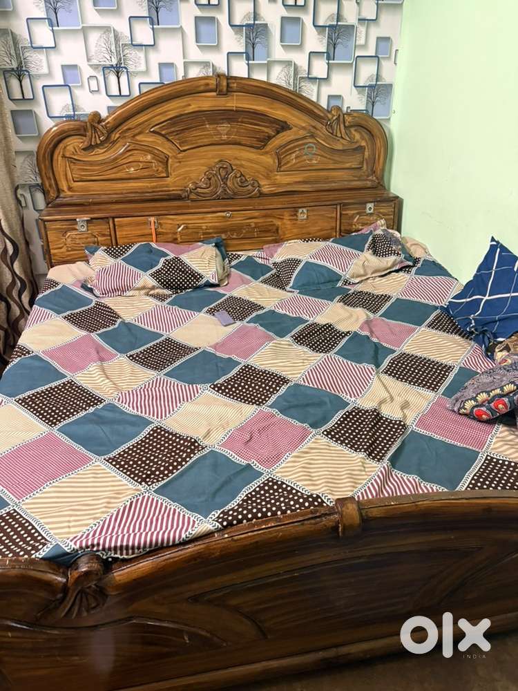 Double bed Without mattress