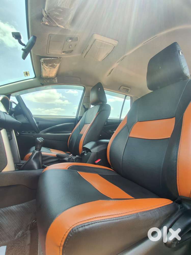 Toyota Innova Crysta 2.4 G Mt 7 Str, 2017, Diesel