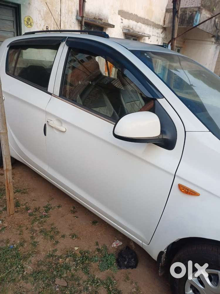 Hyundai I20 2012 Petrol Well Maintained