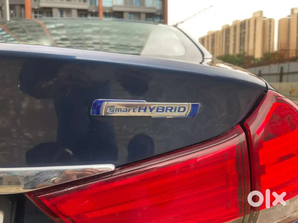 Maruti Suzuki Ciaz Alpha Hybrid 2019