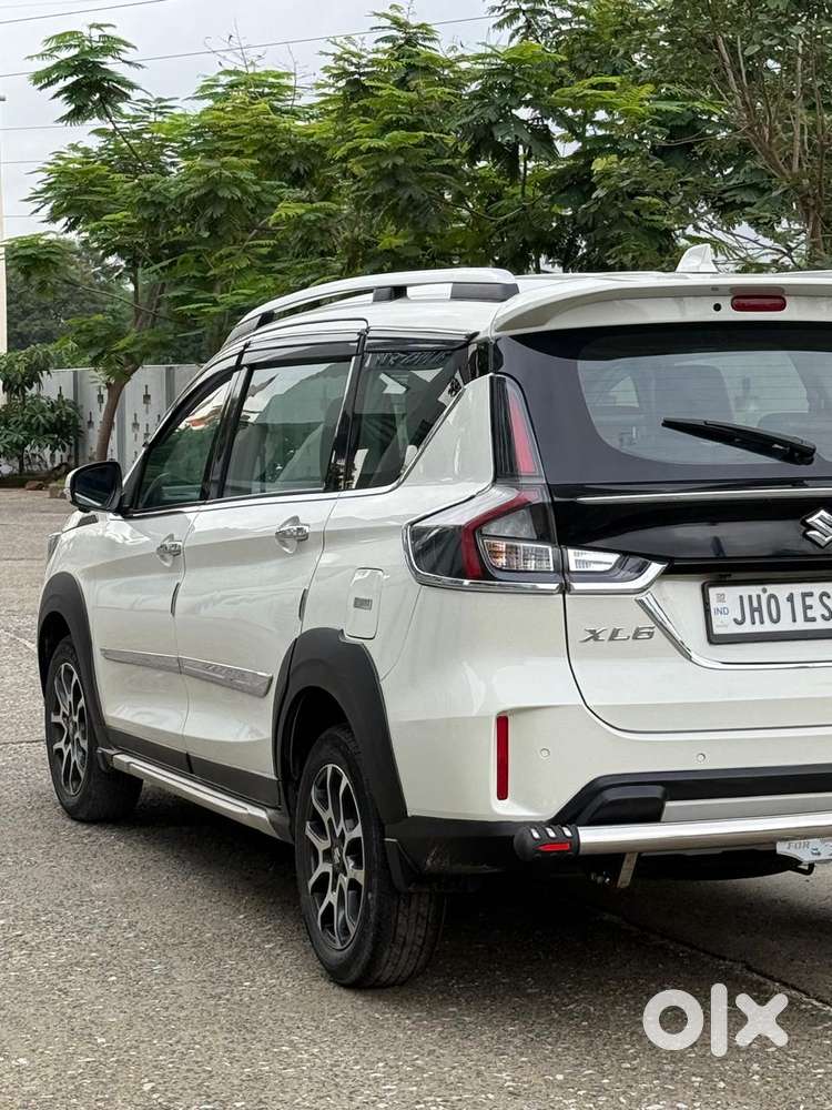 Maruti Suzuki Xl6 1.5 Alpha Mt, 2022, Petrol