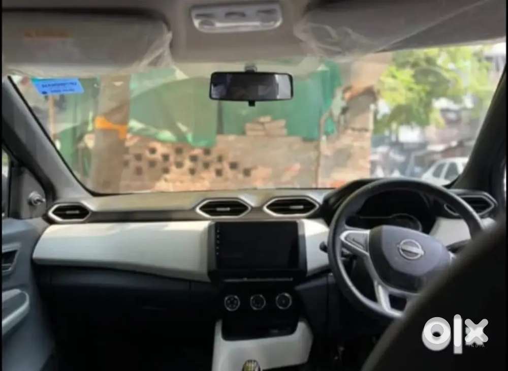 Nissan Magnite 2023 Petrol 32000 Km Driven