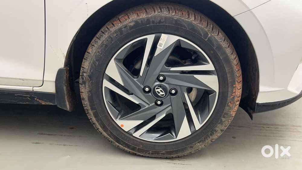 Hyundai New I20 1.2 Asta (o) Mt, 2022, Petrol