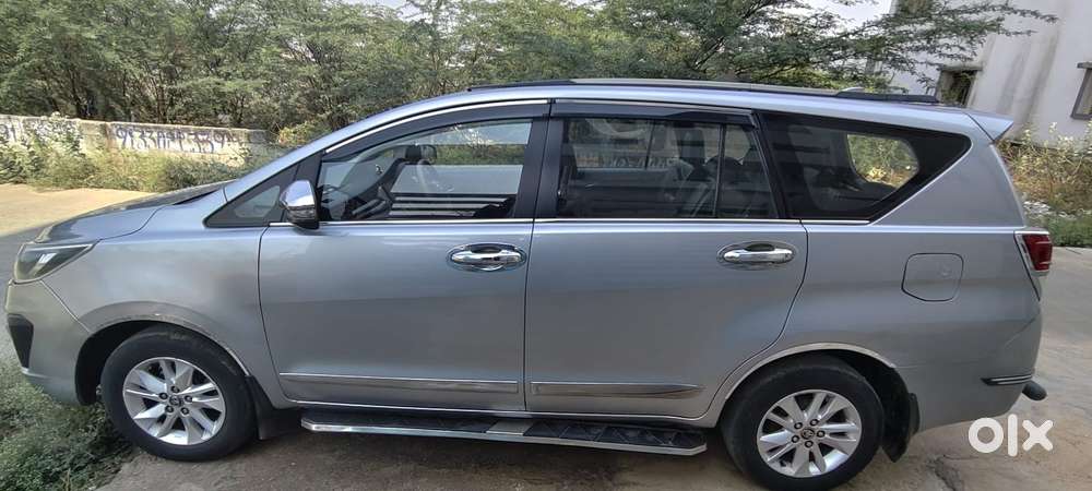 Toyota Innova Crysta 2.4 Gx Mt 8s, 2018, Diesel