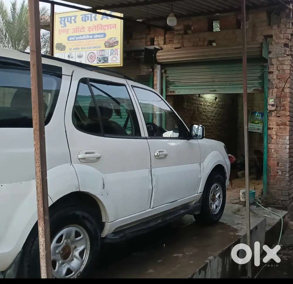 Tata Safari Storme 2014
