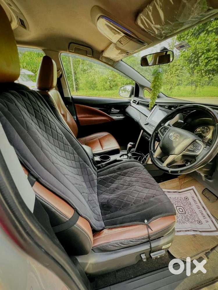 Toyota Innova Crysta 2.8 Zx At 7 Seater, 2016, Diesel