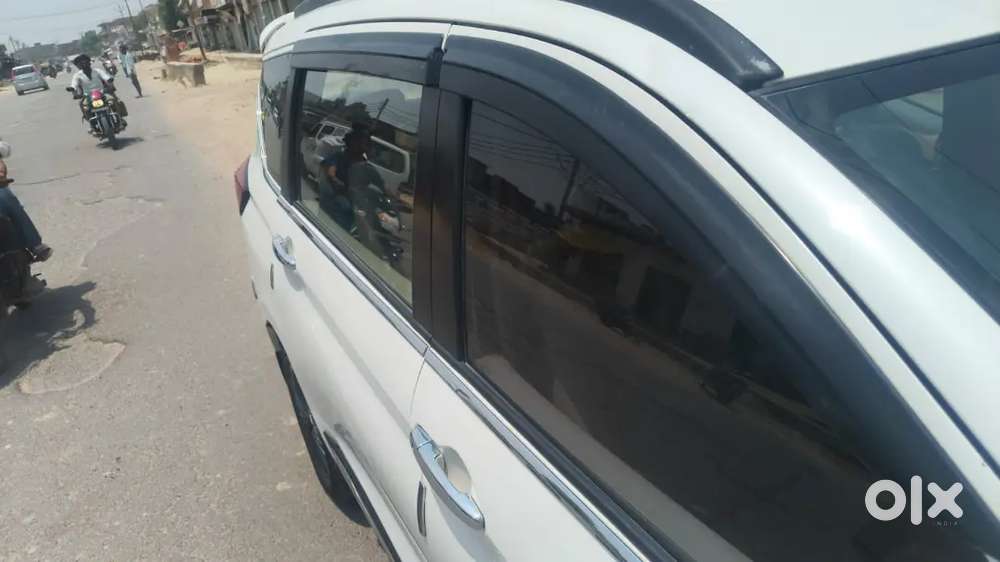 Maruti Suzuki Ertiga 2022 Cng & Hybrids 28500 Km Driven