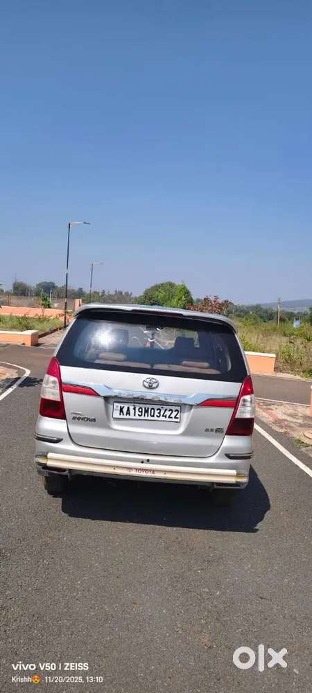 Toyota Innova 2012 Diesel Well Maintained
