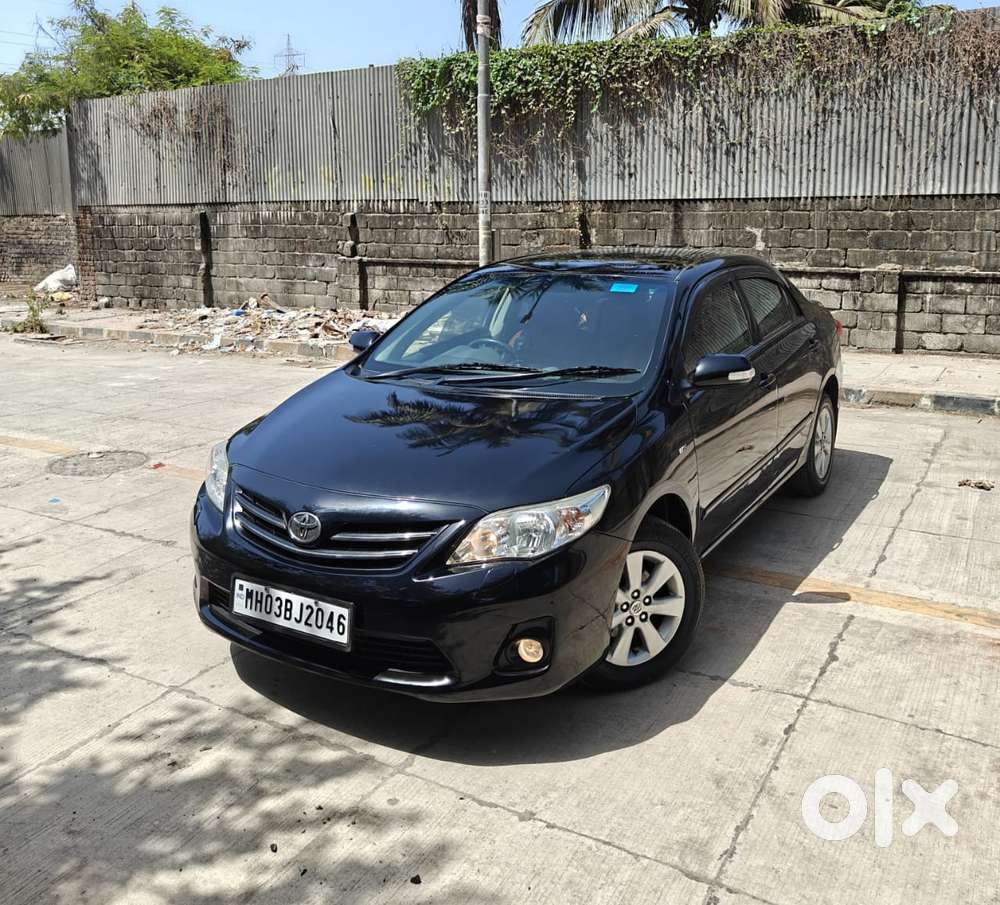 Toyota Corolla Altis [ ] 1.8 Vl At, 2013, Petrol