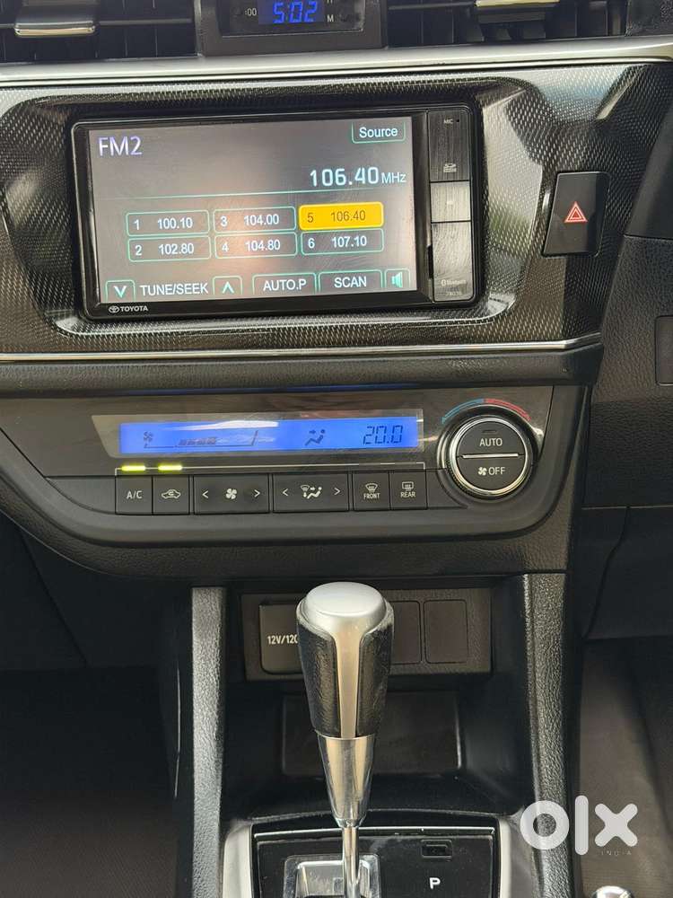 Toyota Corolla Altis G At, 2015, Petrol