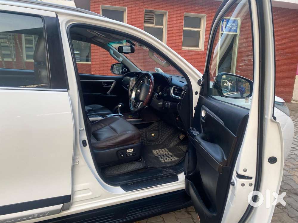 Toyota Fortuner 3.0 4x2 Automatic, 2019, Diesel