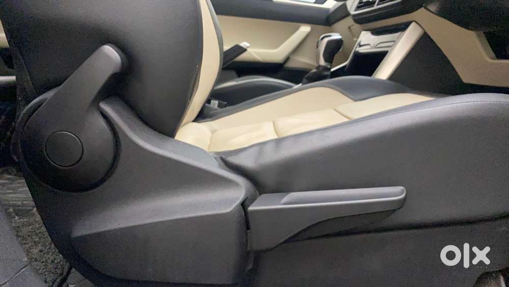 Volkswagen Virtus 1.0 Topline Tsi At, 2022, Petrol