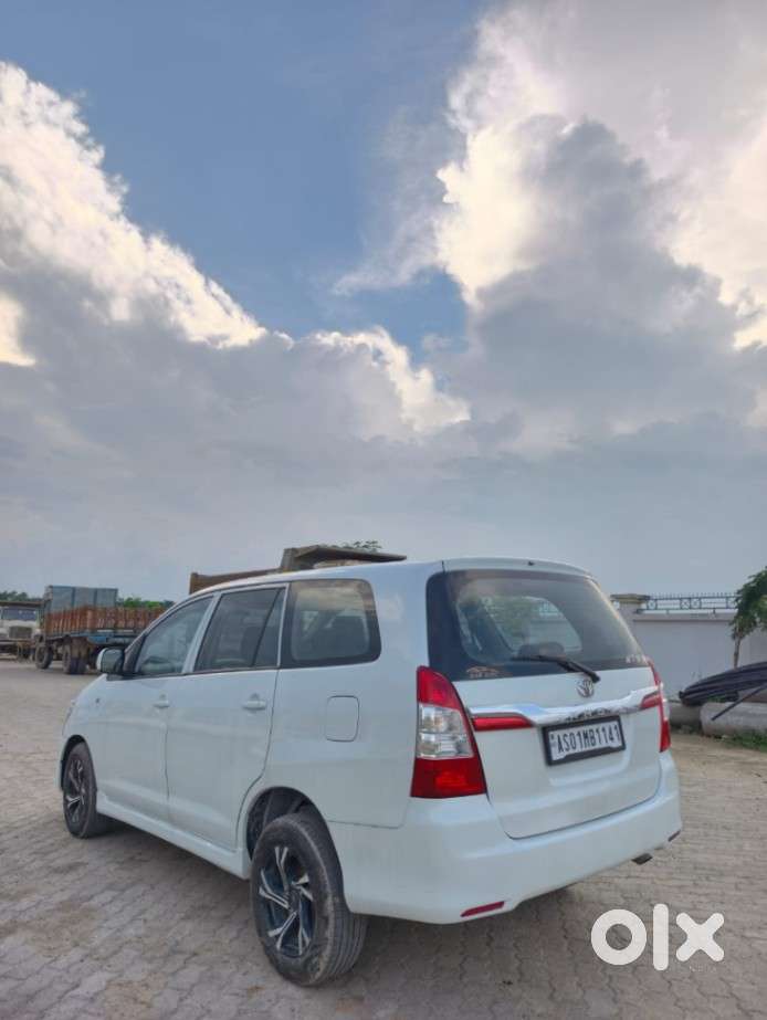 Toyota Innova 2.5 G (diesel) 8 Seater, 2012, Diesel
