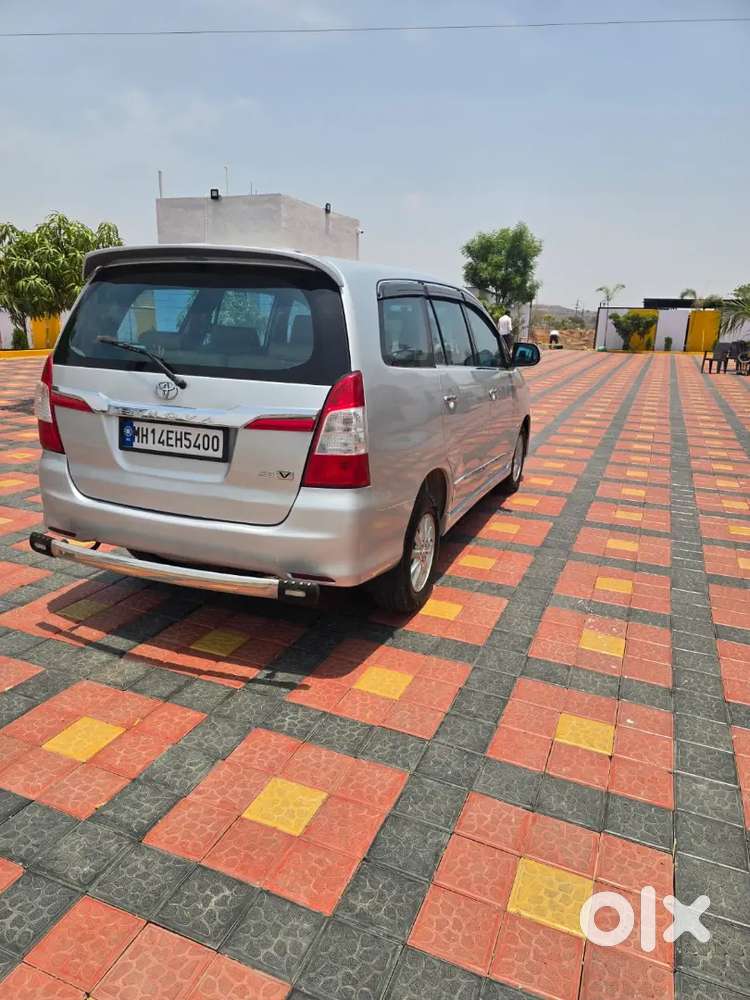 Toyota Innova 2.5 V Top Model