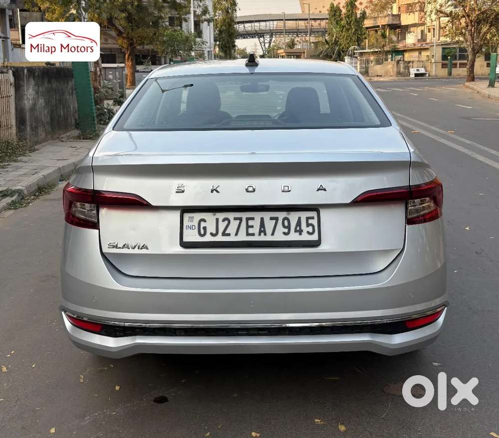Skoda Slavia Style 1.0l Tsi At, 2022, Petrol