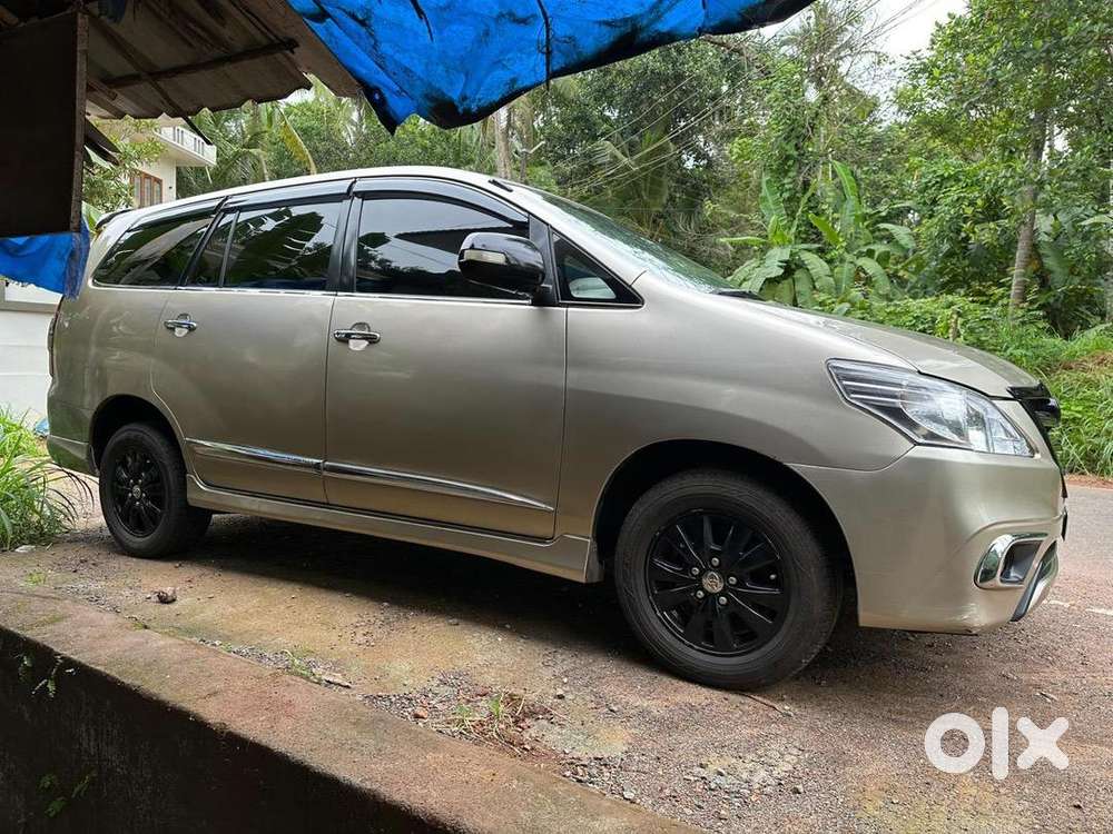 Toyota Innova 2009 Diesel Well Maintained