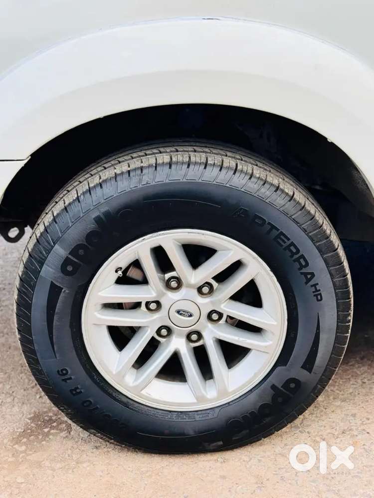 Ford Endeavour Diesel Limited 2012