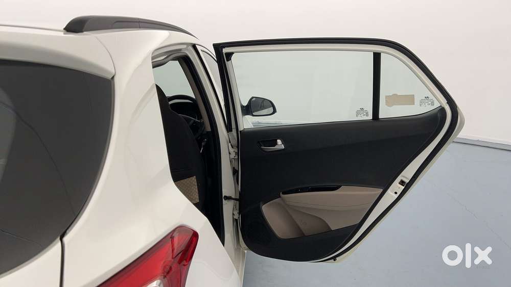 Hyundai Grand I10 1.2 Kappa Sportz, 2015, Petrol
