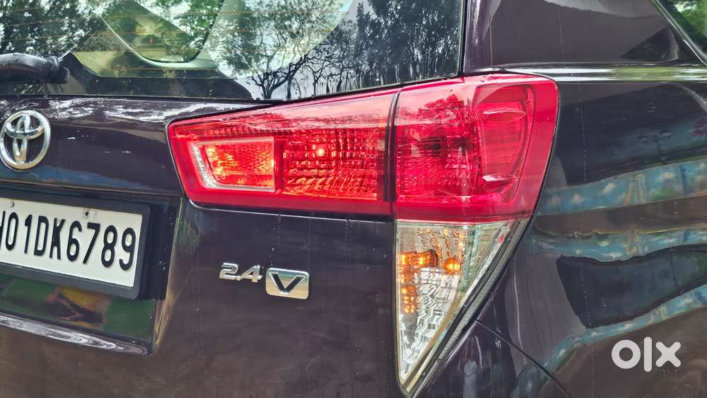 Toyota Innova Crysta 2.4 V 8 Str, 2019, Diesel