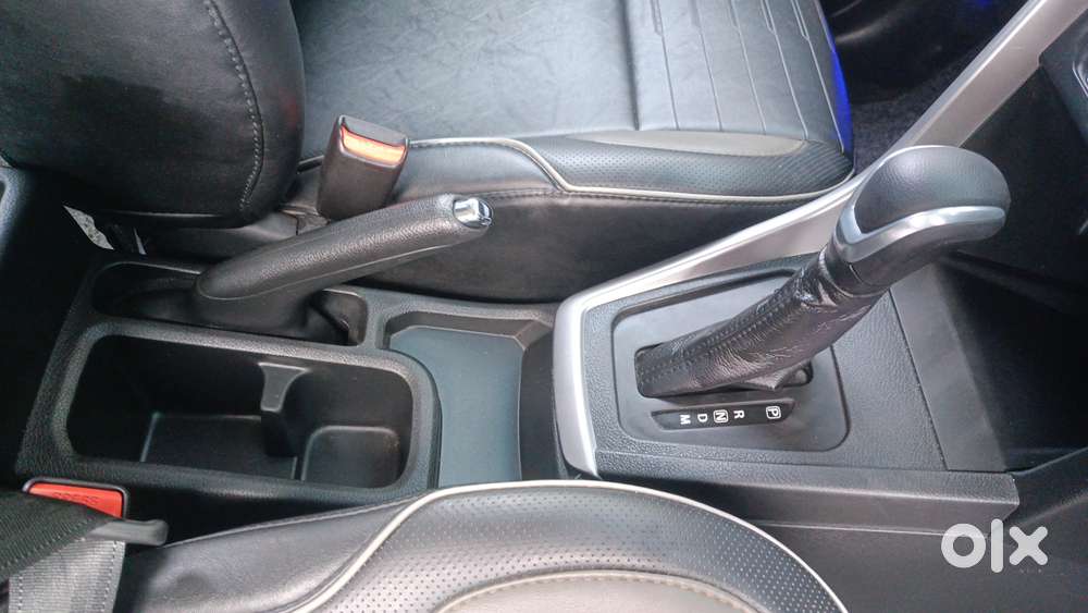 Maruti Suzuki Vitara Brezza 1.5 Vxi At, 2024, Petrol
