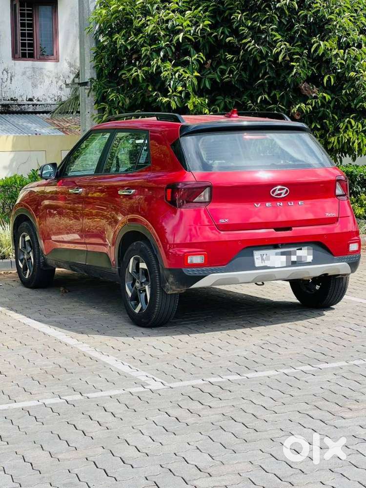 Hyundai Venue Sx Plus Turbo Dct, 2019, Petrol